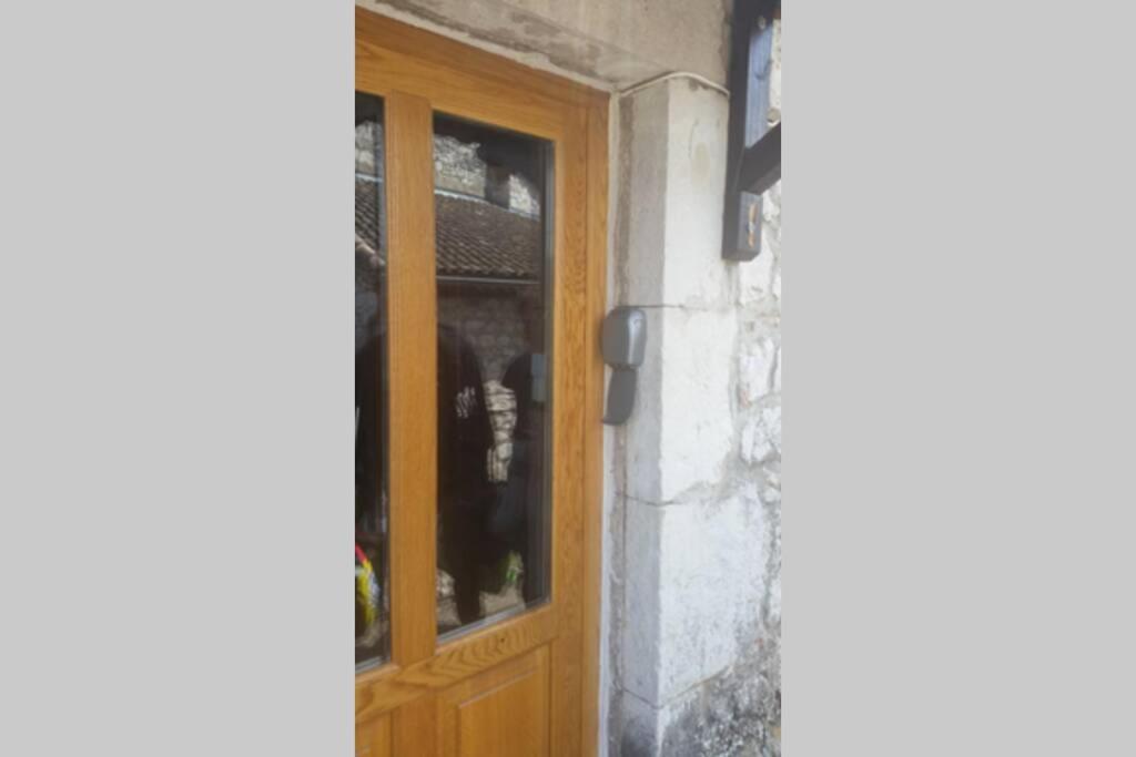Maison Pierre Et Voute Au Coeur Du Village 발라주크 외부 사진