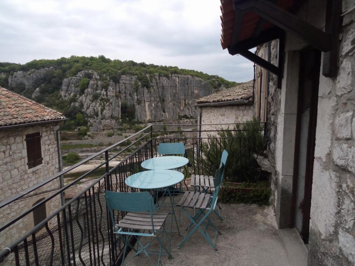 Maison Pierre Et Voute Au Coeur Du Village 발라주크 외부 사진